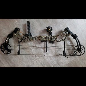 Bear Grand Marshal Compound Bow